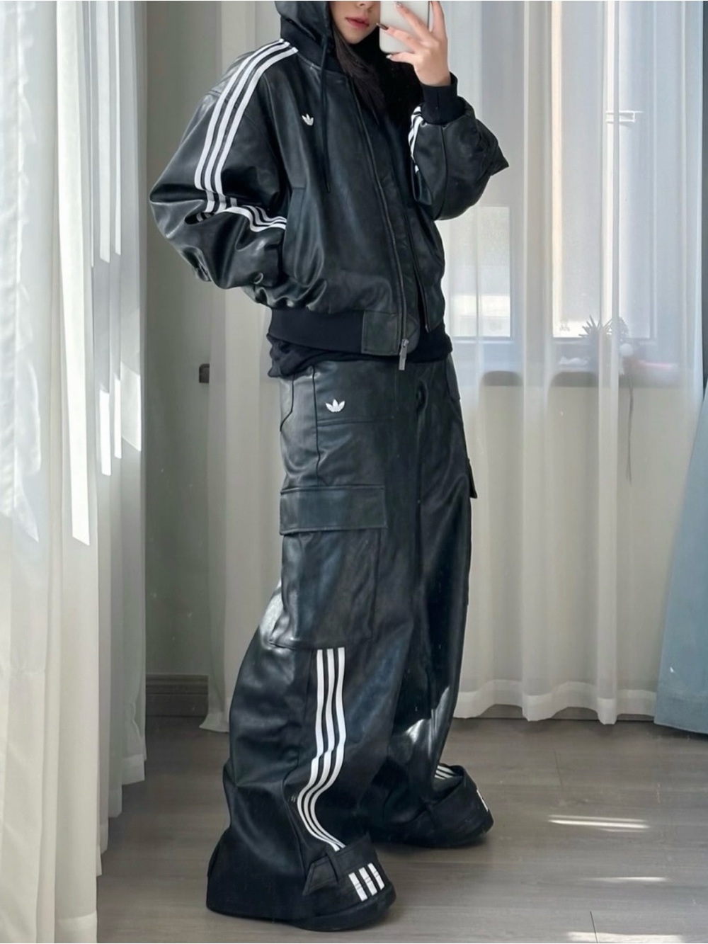 Nwt Adidas Adilenium Season 3 Vintage Faux Leather Pants sz 30 - Picture 3 of 8